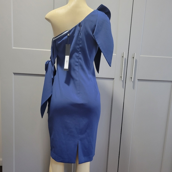 New BADGLEY MISCHKA dress - Picture 3 of 11